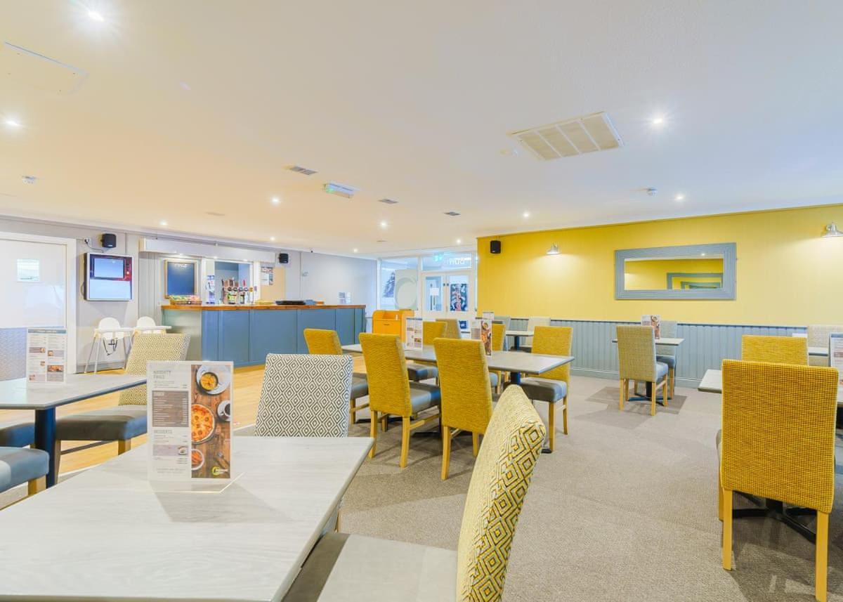 Viewfield Manor Leisure Park Hotel Springside Exterior photo